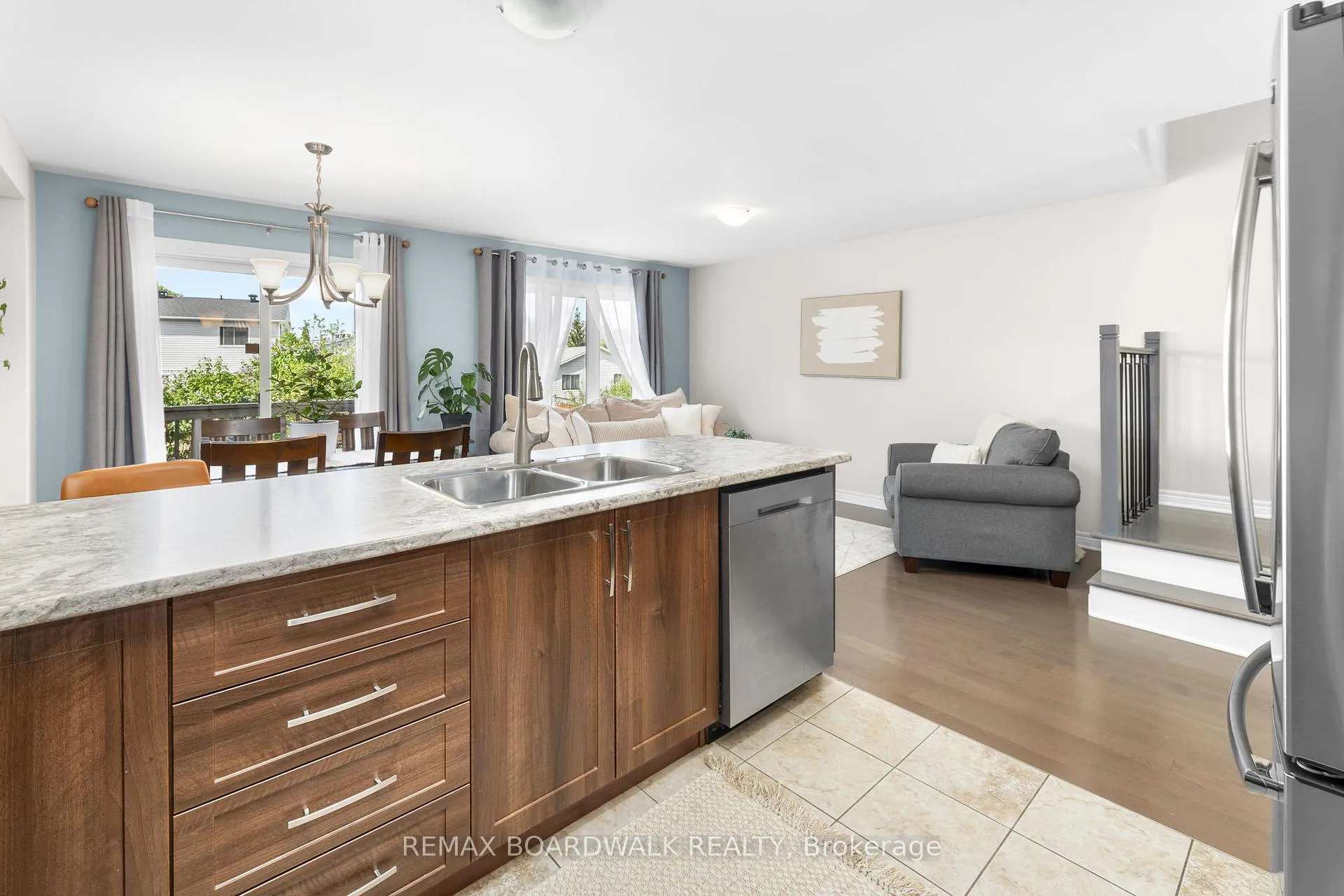 Photo 16 of 10 Code Crescent, Carleton Place — HOMEH