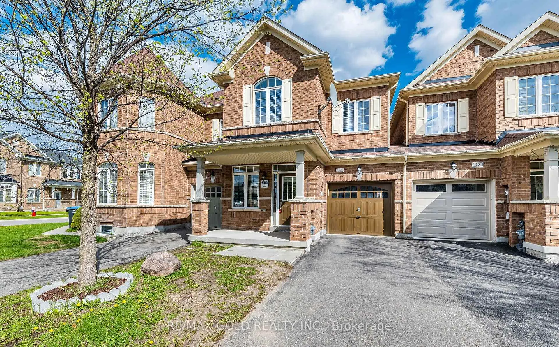 Photo 2 of 17 Primo Road, Brampton, Northwest Brampton — HOMEH