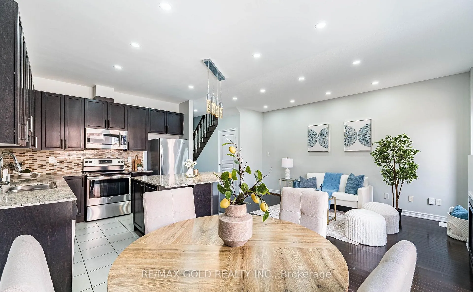 Photo 22 of 17 Primo Road, Brampton, Northwest Brampton — HOMEH
