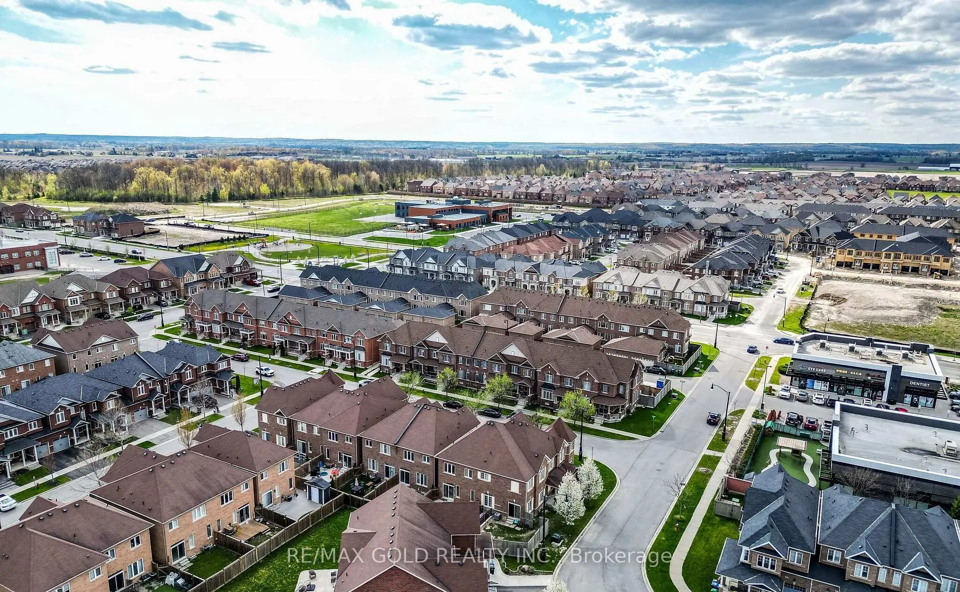 Photo 44 of 17 Primo Road, Brampton, Northwest Brampton — HOMEH