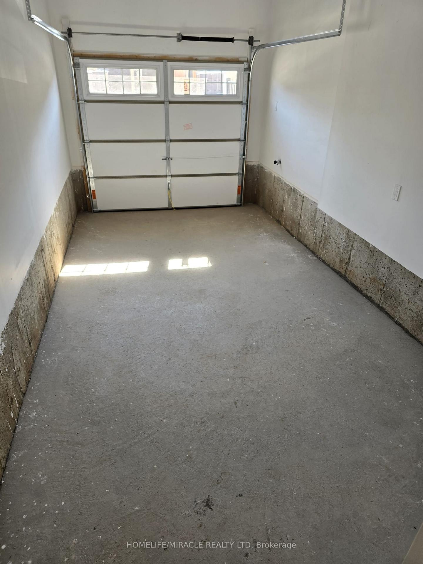 Photo 20 of 73 Conboy Drive, Erin — HOMEH