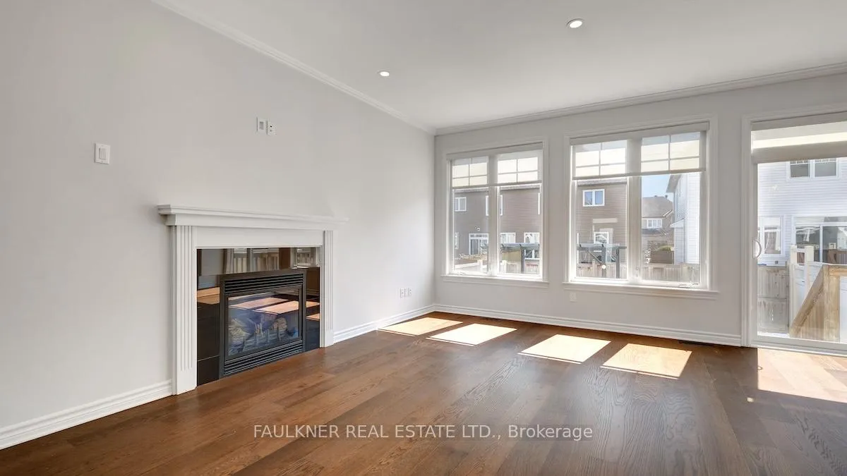 Photo 7 of 136 Manorwood Crescent, Ottawa, Blossom Park/Kemp Park/Findlay Creek — HOMEH
