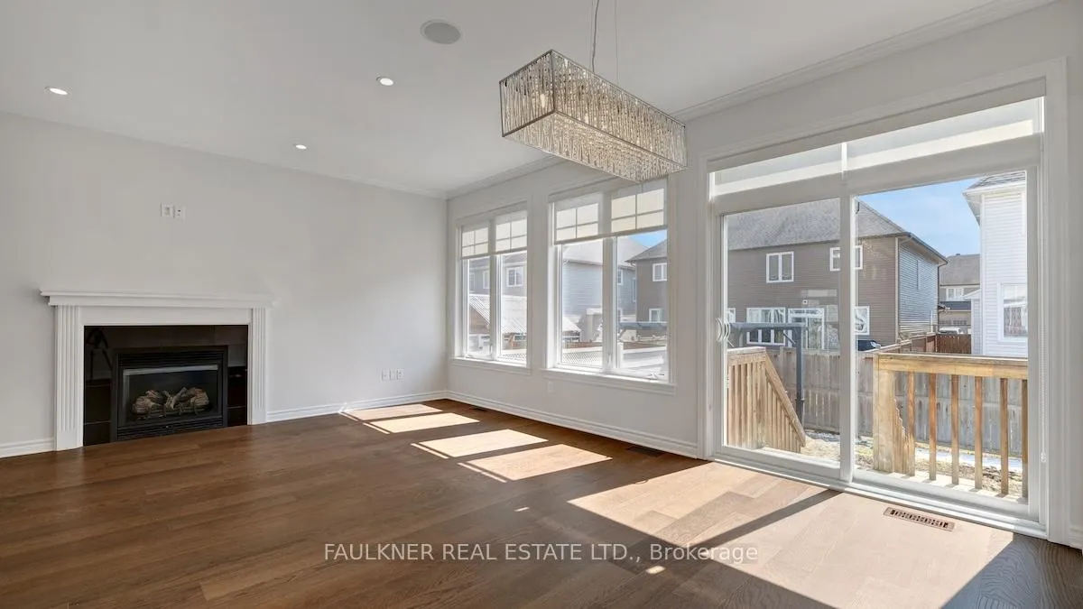 Photo 9 of 136 Manorwood Crescent, Ottawa, Blossom Park/Kemp Park/Findlay Creek — HOMEH