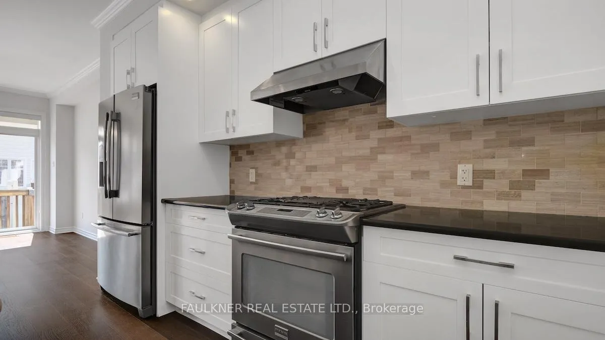 Photo 14 of 136 Manorwood Crescent, Ottawa, Blossom Park/Kemp Park/Findlay Creek — HOMEH
