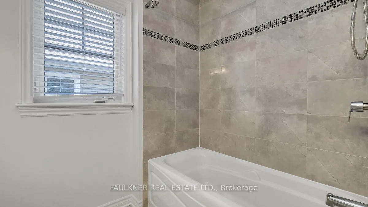 Photo 33 of 136 Manorwood Crescent, Ottawa, Blossom Park/Kemp Park/Findlay Creek — HOMEH