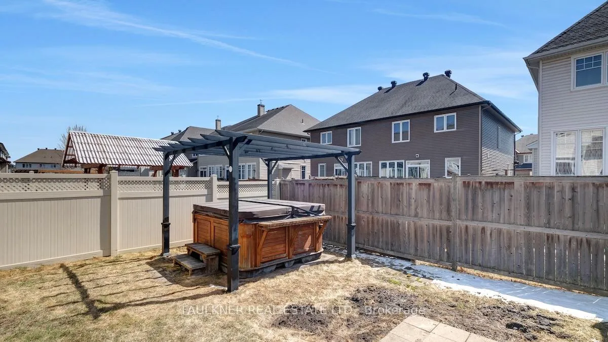 Photo 41 of 136 Manorwood Crescent, Ottawa, Blossom Park/Kemp Park/Findlay Creek — HOMEH