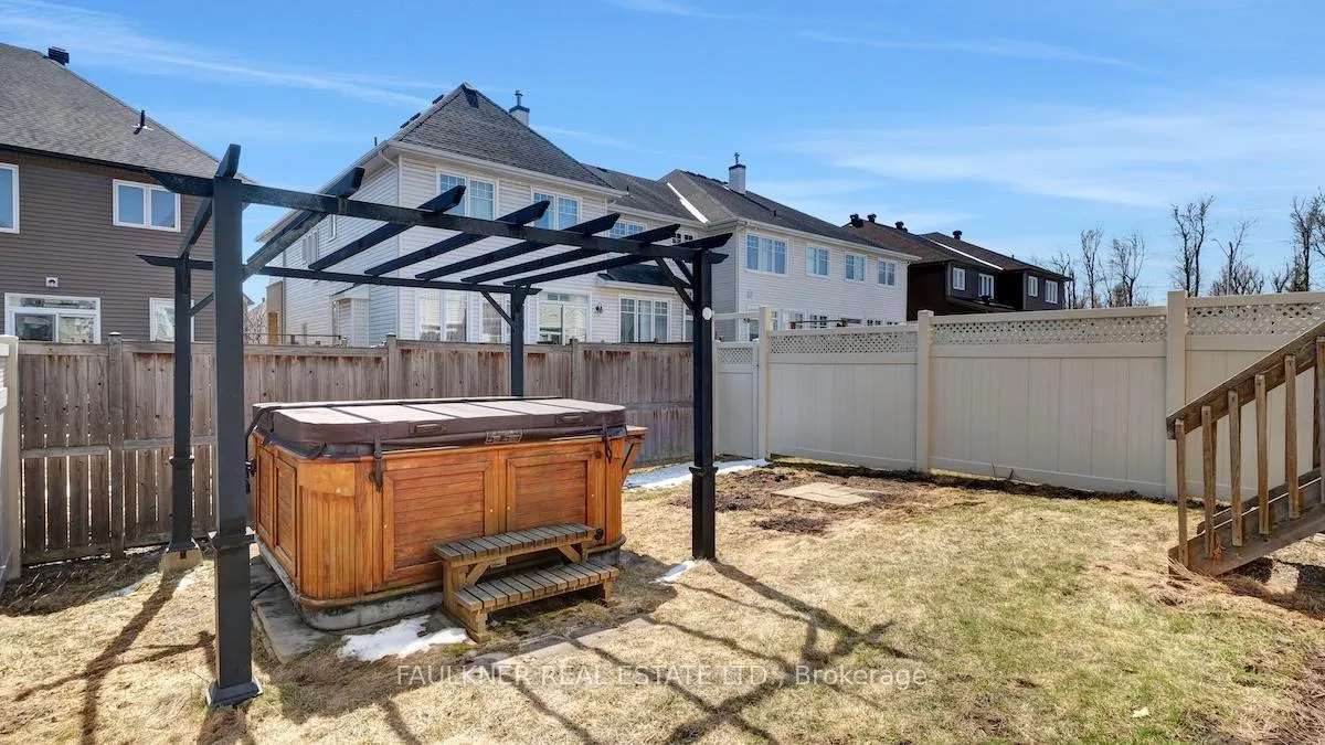 Photo 42 of 136 Manorwood Crescent, Ottawa, Blossom Park/Kemp Park/Findlay Creek — HOMEH