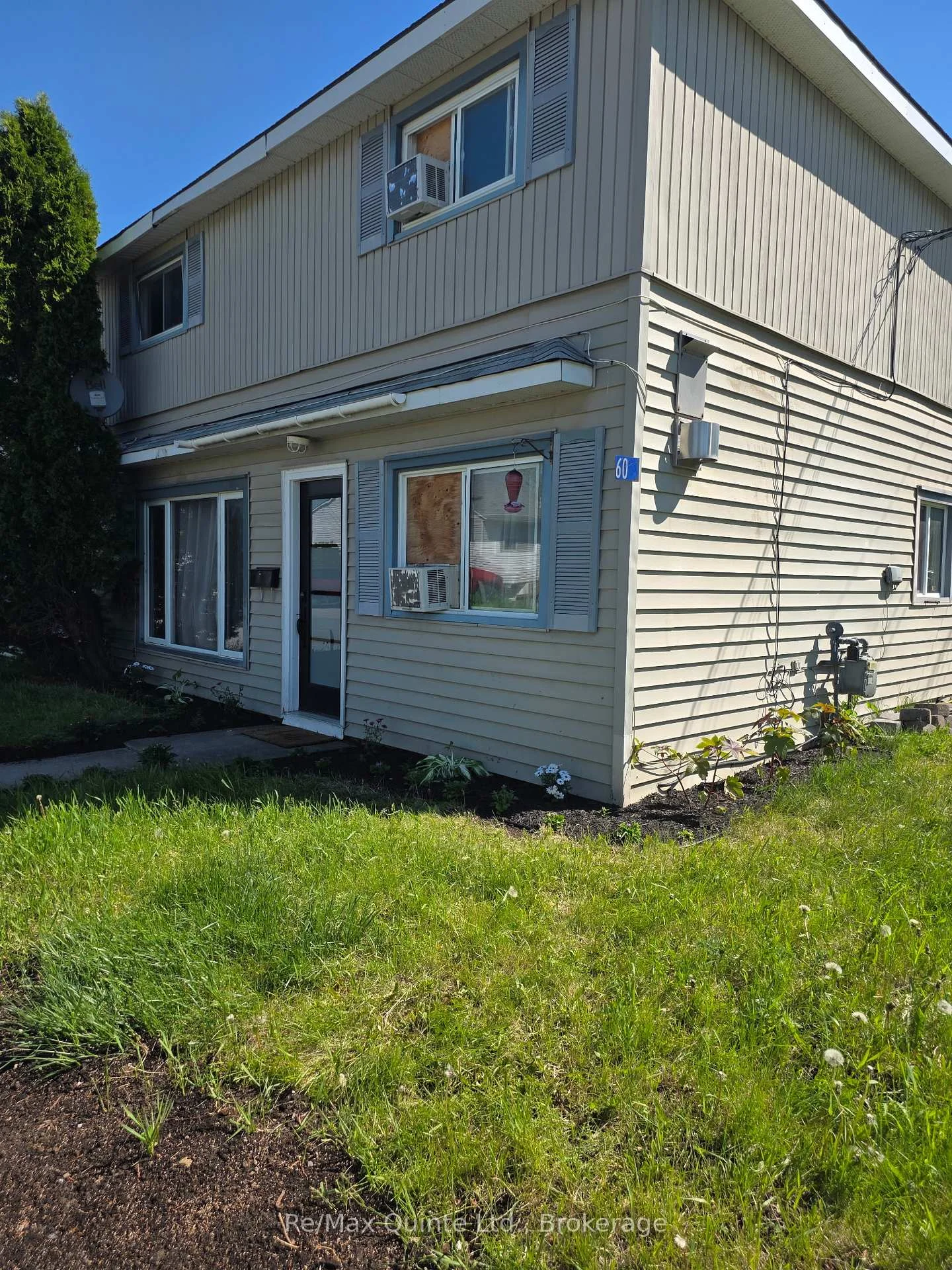 Photo 24 of 60 Oxford Road, Quinte West, Frankford Ward — HOMEH