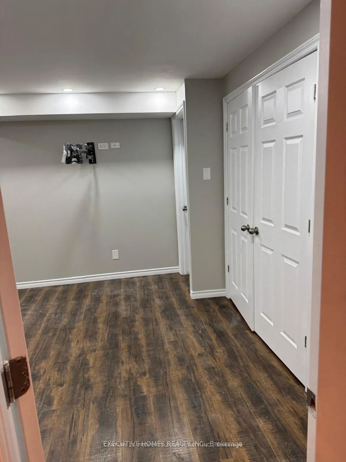 Photo 11 of Unit Basement, 18 Red Tail Court, Brampton, Snelgrove — HOMEH