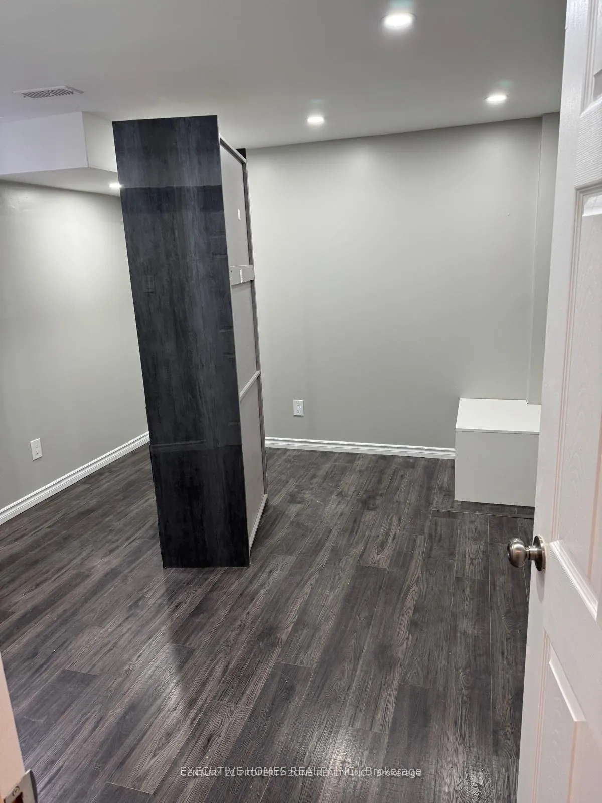 Photo 13 of Unit Basement, 18 Red Tail Court, Brampton, Snelgrove — HOMEH
