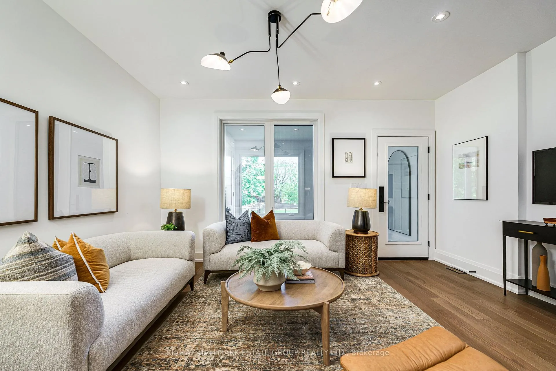 Photo 5 of 54 Sproat Avenue, Toronto, South Riverdale — HOMEH