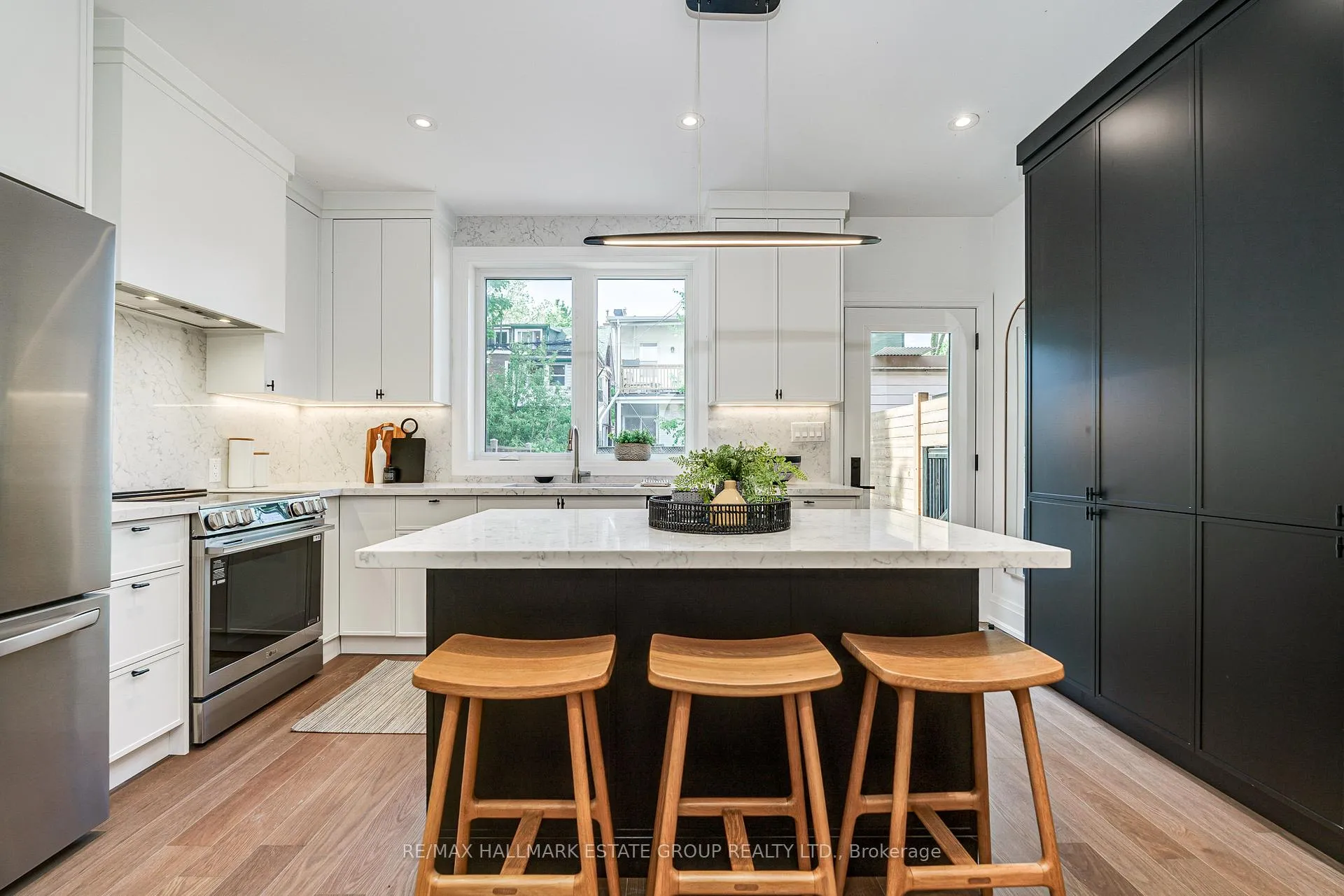 Photo 11 of 54 Sproat Avenue, Toronto, South Riverdale — HOMEH