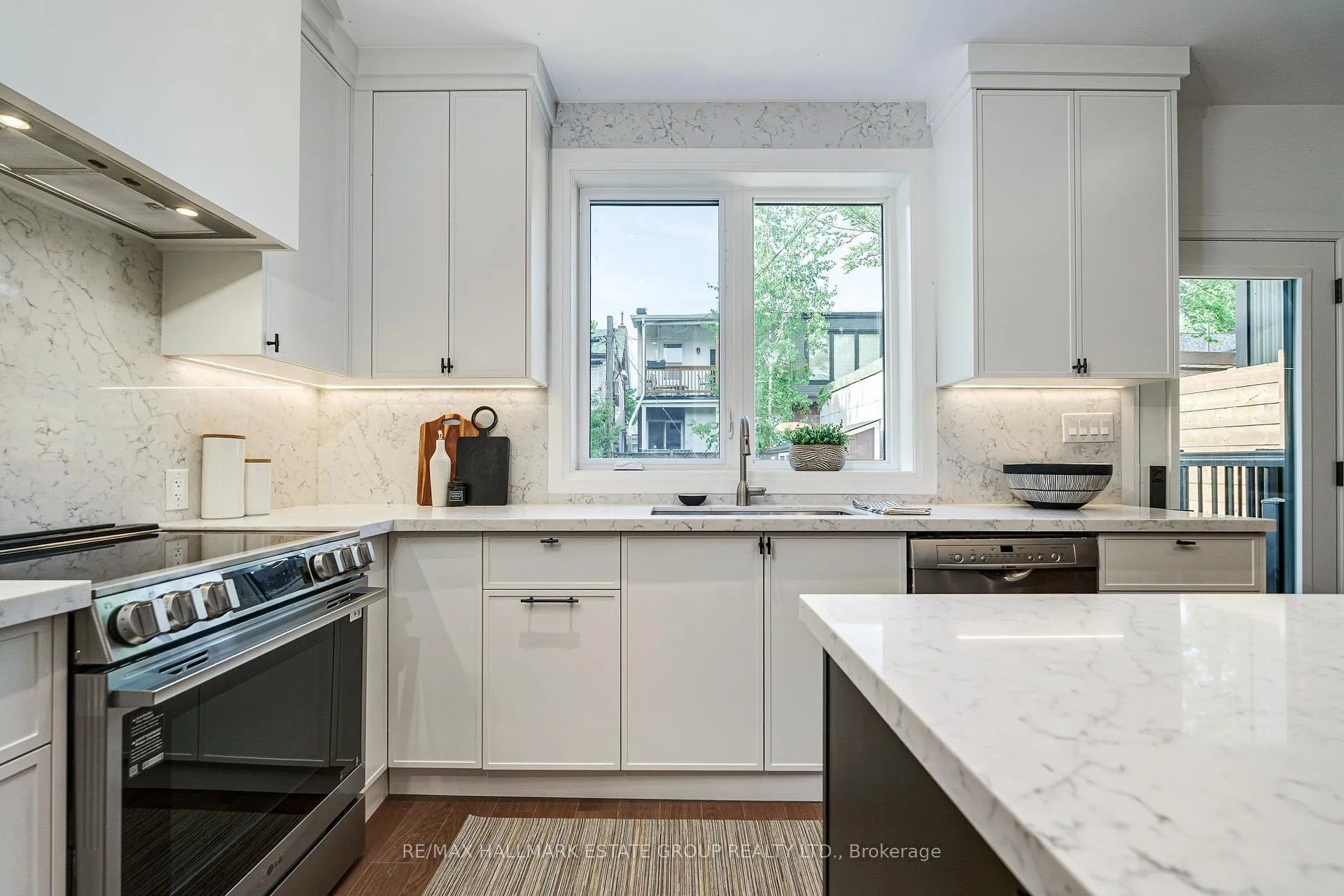 Photo 15 of 54 Sproat Avenue, Toronto, South Riverdale — HOMEH