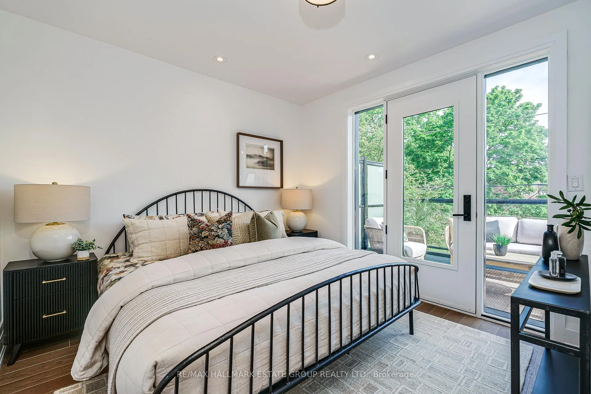 Photo 20 of 54 Sproat Avenue, Toronto, South Riverdale — HOMEH