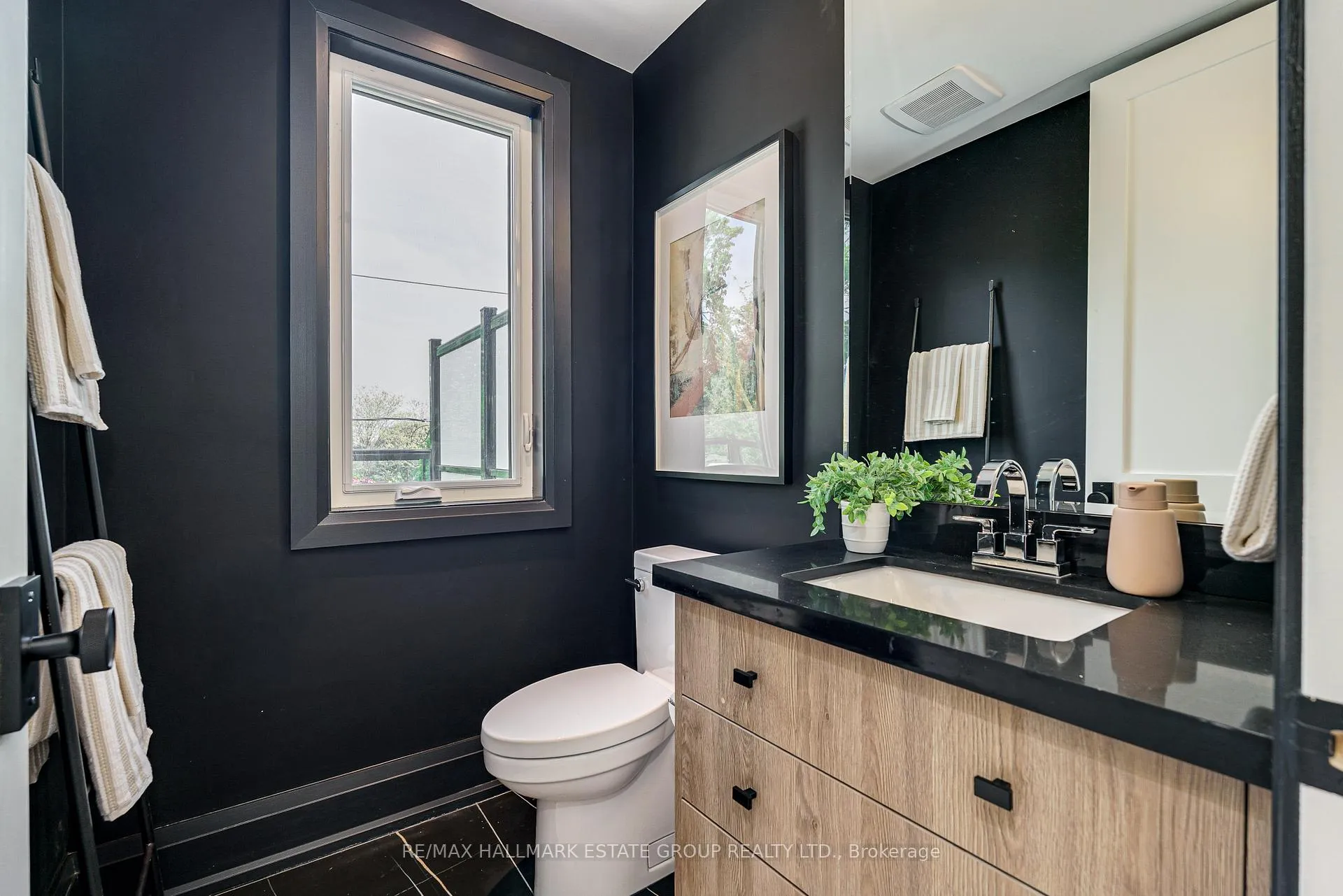 Photo 24 of 54 Sproat Avenue, Toronto, South Riverdale — HOMEH
