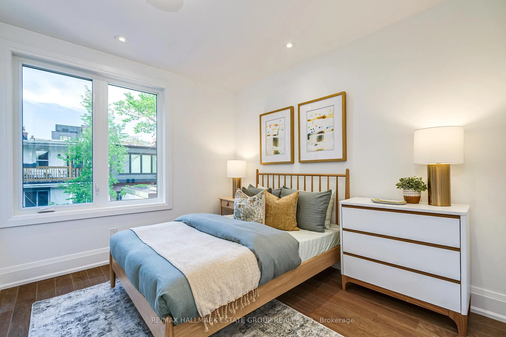 Photo 32 of 54 Sproat Avenue, Toronto, South Riverdale — HOMEH