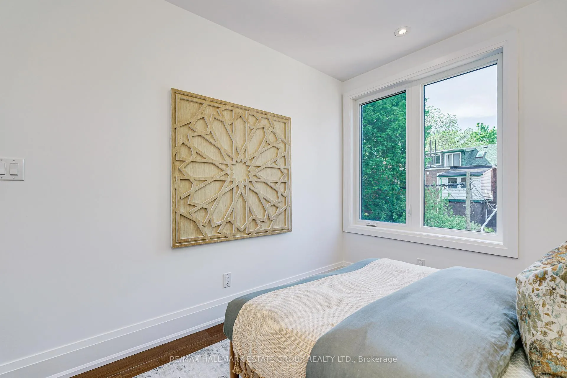 Photo 33 of 54 Sproat Avenue, Toronto, South Riverdale — HOMEH