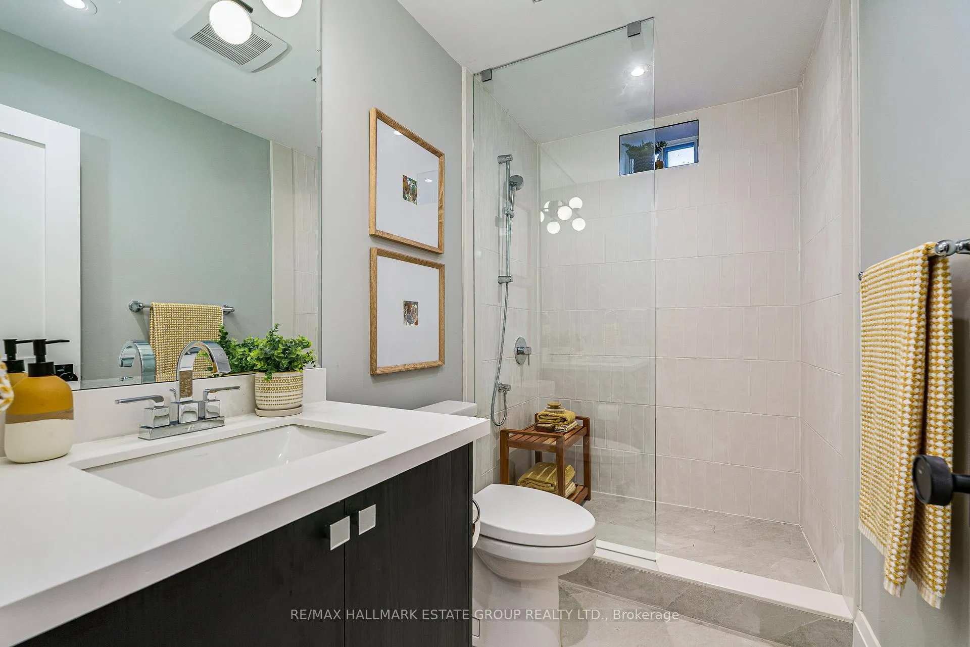 Photo 40 of 54 Sproat Avenue, Toronto, South Riverdale — HOMEH
