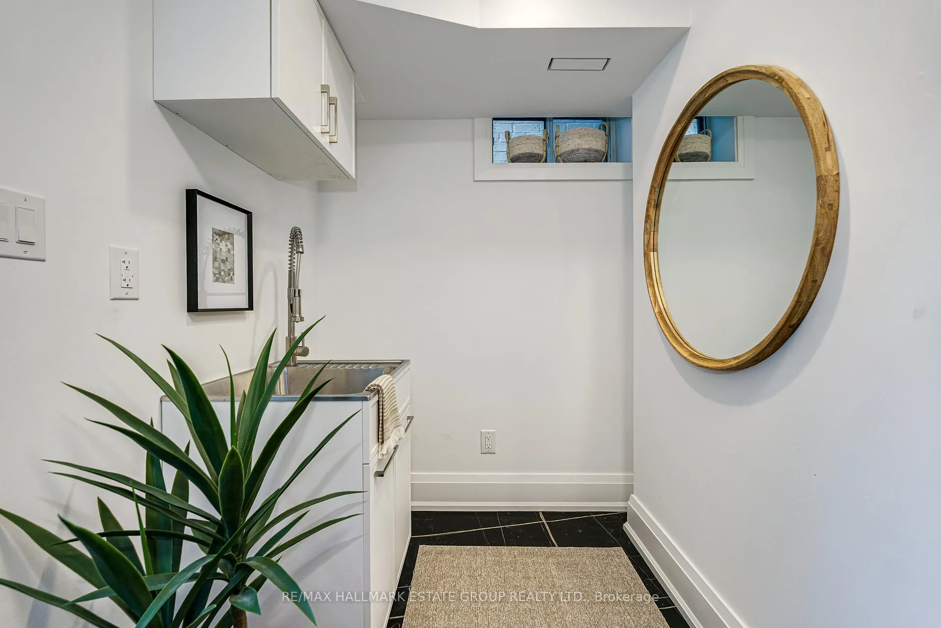 Photo 44 of 54 Sproat Avenue, Toronto, South Riverdale — HOMEH