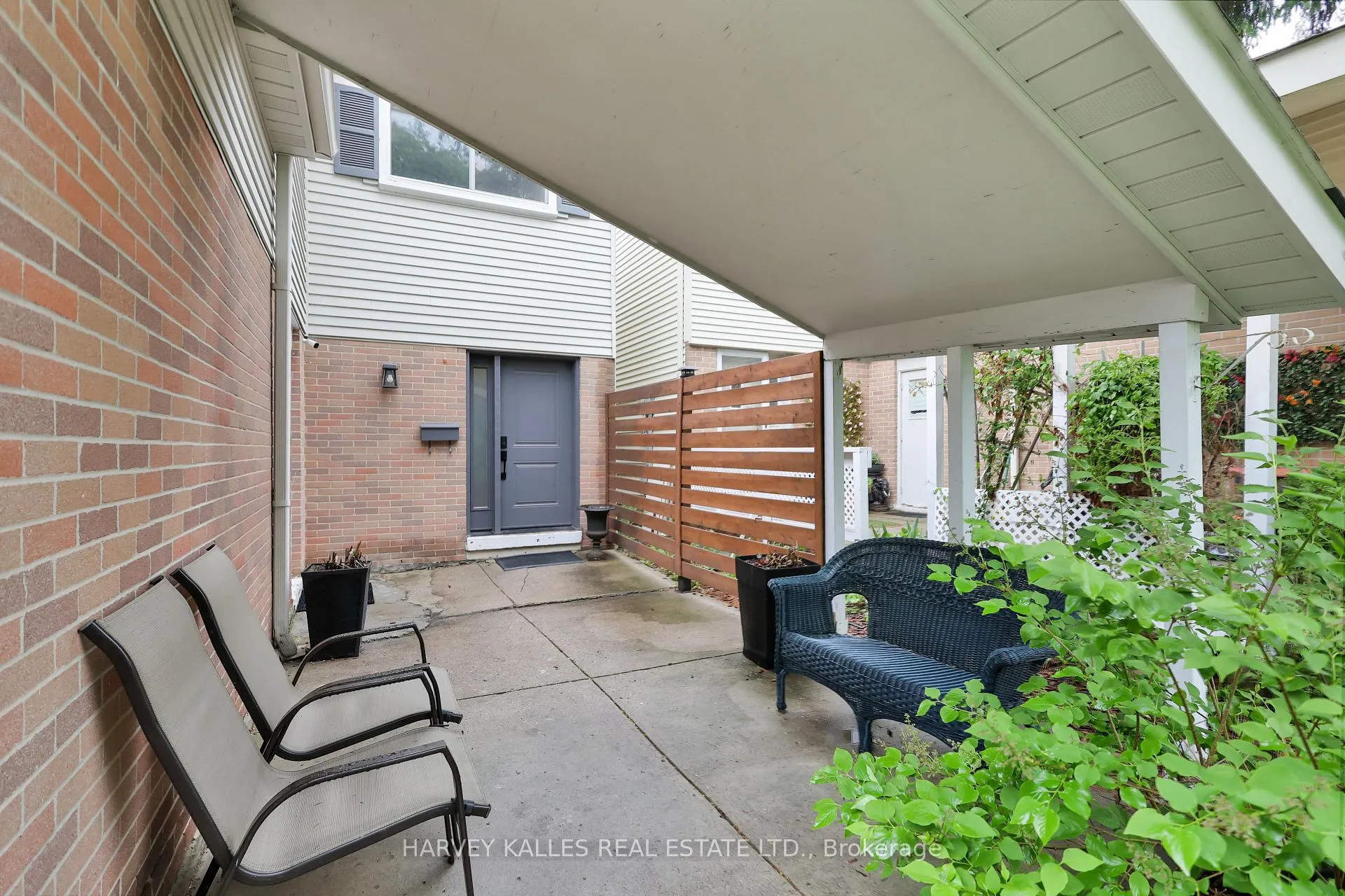 Photo 2 of 41 Donnamora Crescent, Markham, German Mills — HOMEH