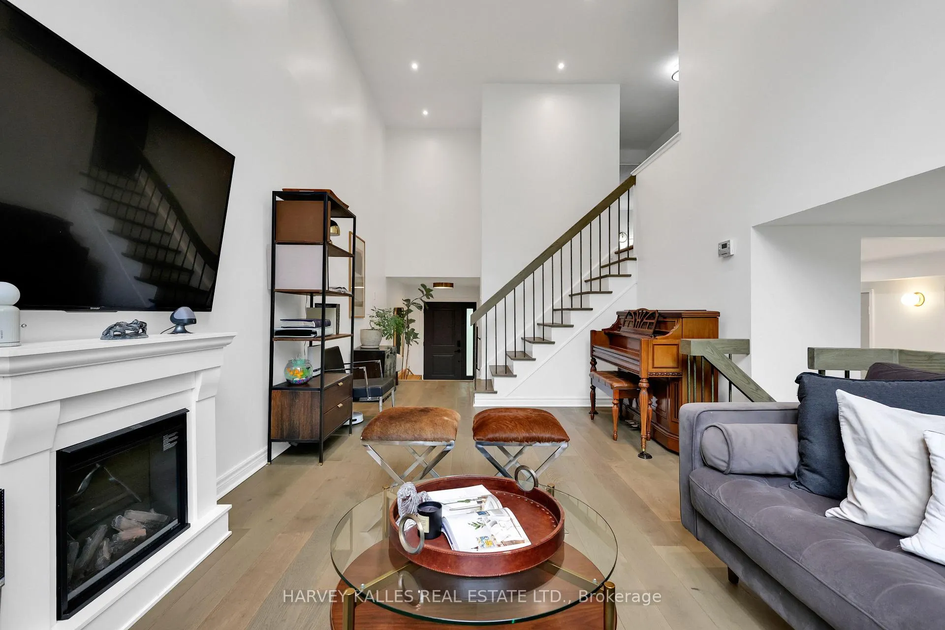 Photo 8 of 41 Donnamora Crescent, Markham, German Mills — HOMEH