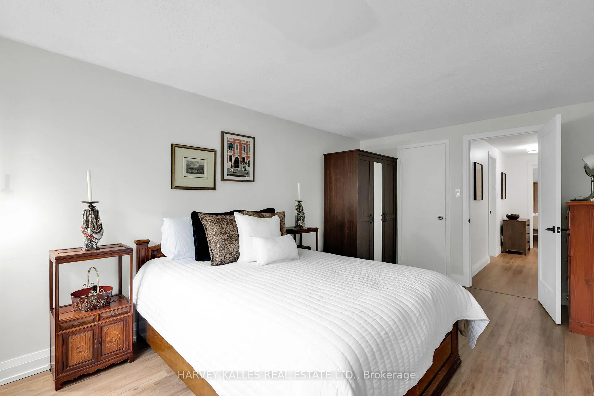 Photo 20 of 41 Donnamora Crescent, Markham, German Mills — HOMEH