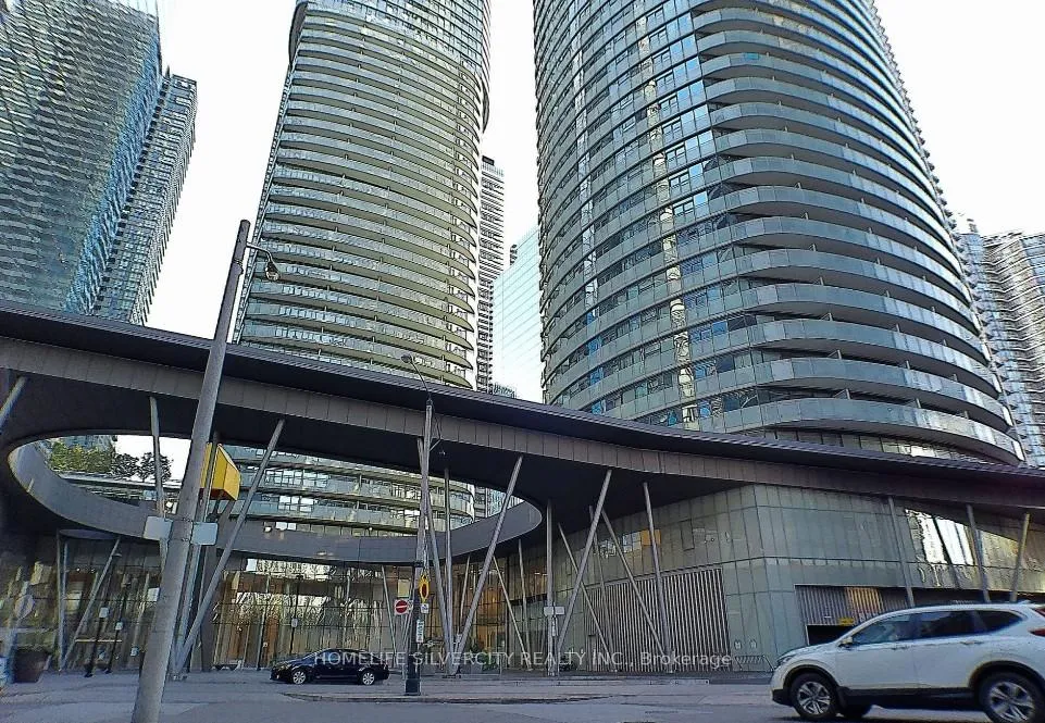 Front of Unit 601, 12 York Street