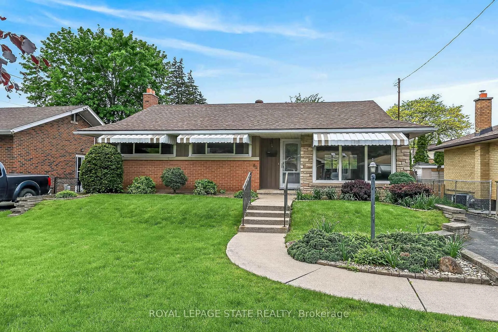 Photo 1 of 88 West 33rd Street, Hamilton, Westcliffe — HOMEH