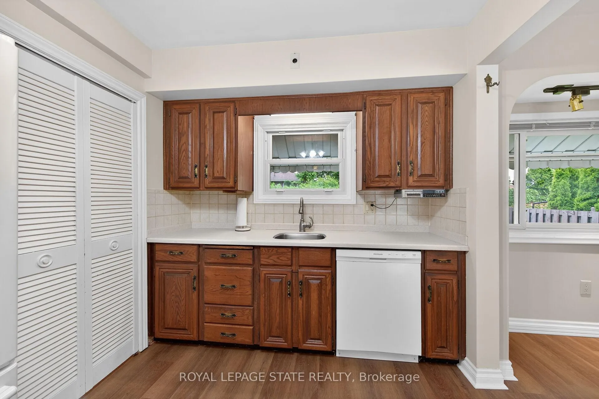Photo 10 of 88 West 33rd Street, Hamilton, Westcliffe — HOMEH