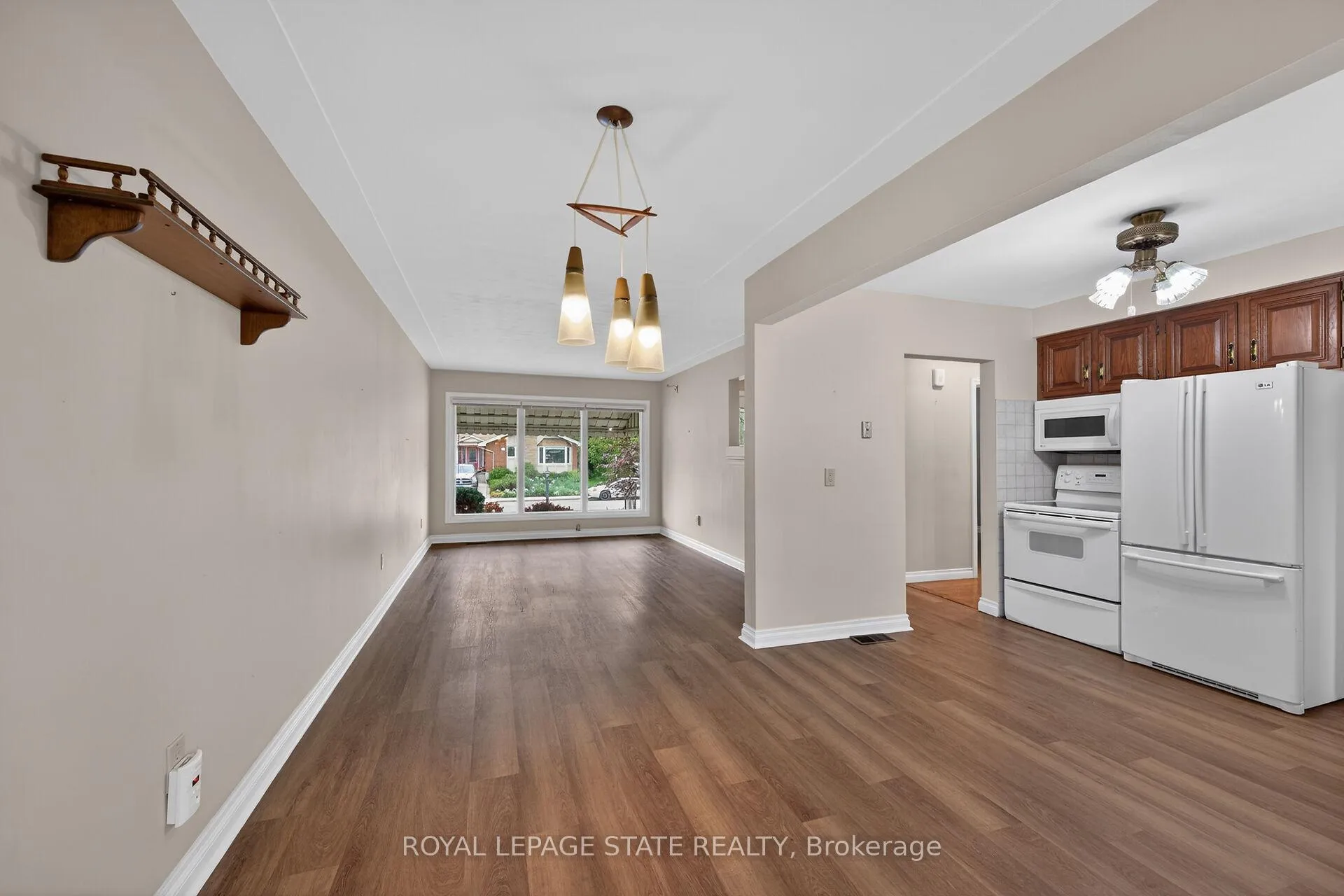 Photo 14 of 88 West 33rd Street, Hamilton, Westcliffe — HOMEH