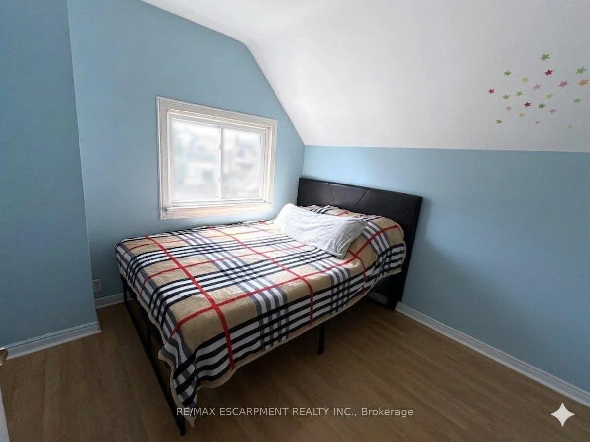 Photo 15 of 54 Edinburgh Avenue, Hamilton, Crown Point — HOMEH