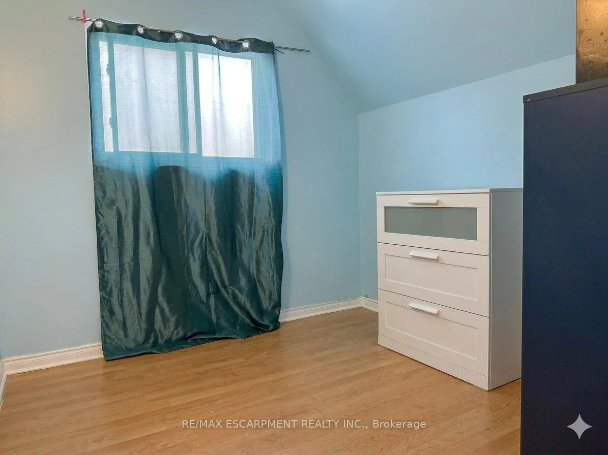 Photo 17 of 54 Edinburgh Avenue, Hamilton, Crown Point — HOMEH