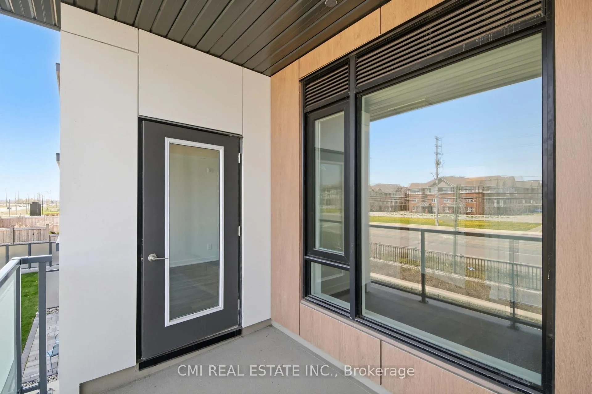 Photo 3 of Unit 211, 1440 Clarriagea Court, Milton, Ford — HOMEH
