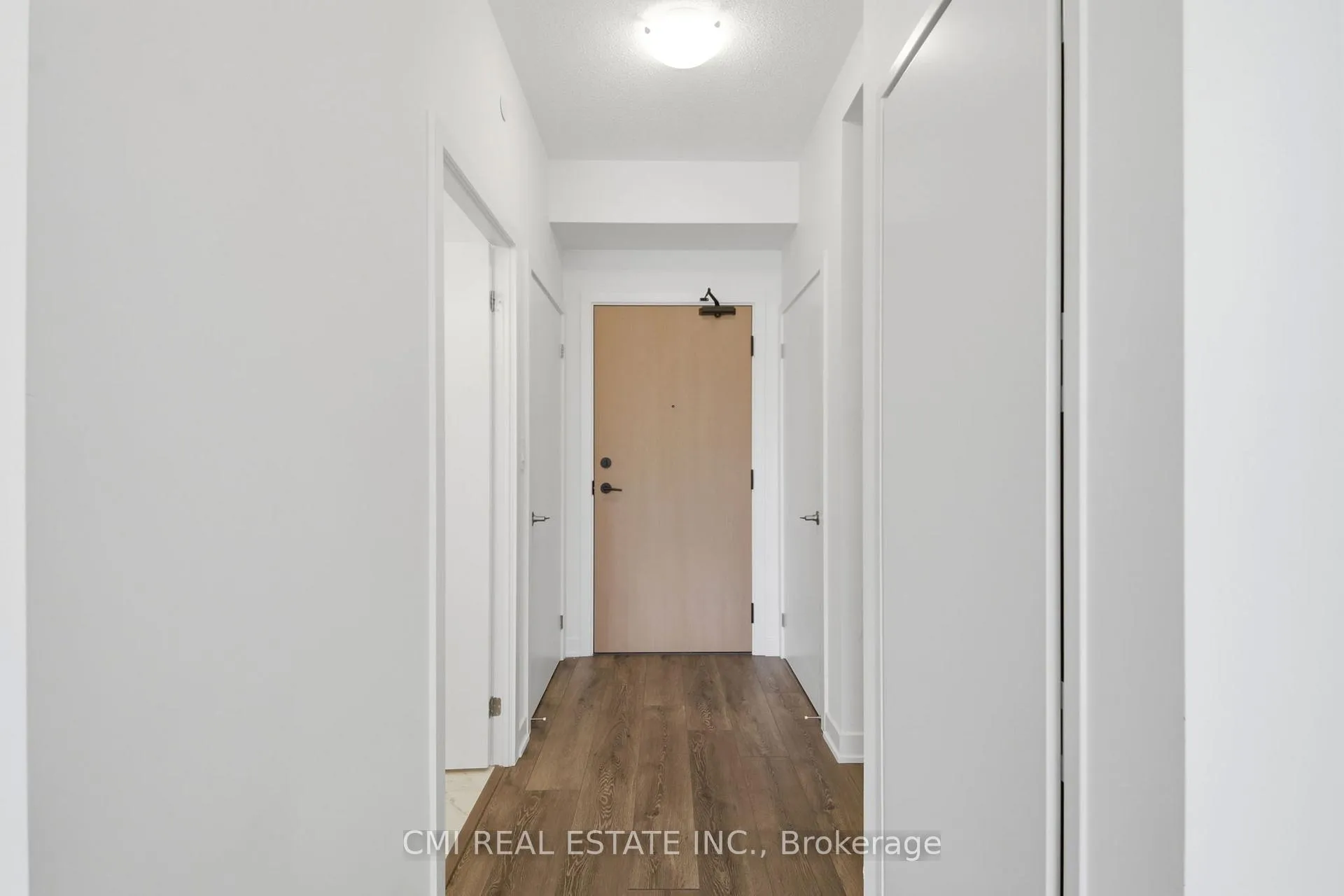 Photo 6 of Unit 211, 1440 Clarriagea Court, Milton, Ford — HOMEH