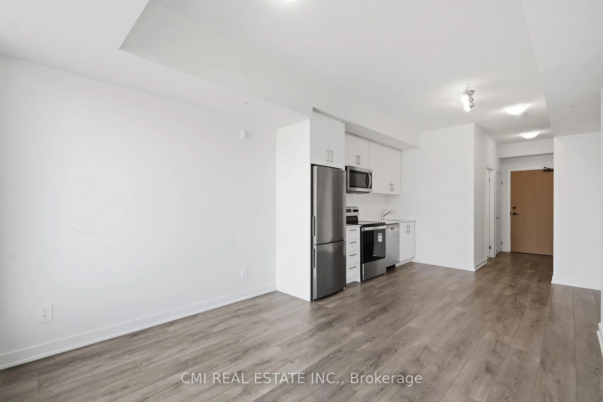 Photo 10 of Unit 211, 1440 Clarriagea Court, Milton, Ford — HOMEH