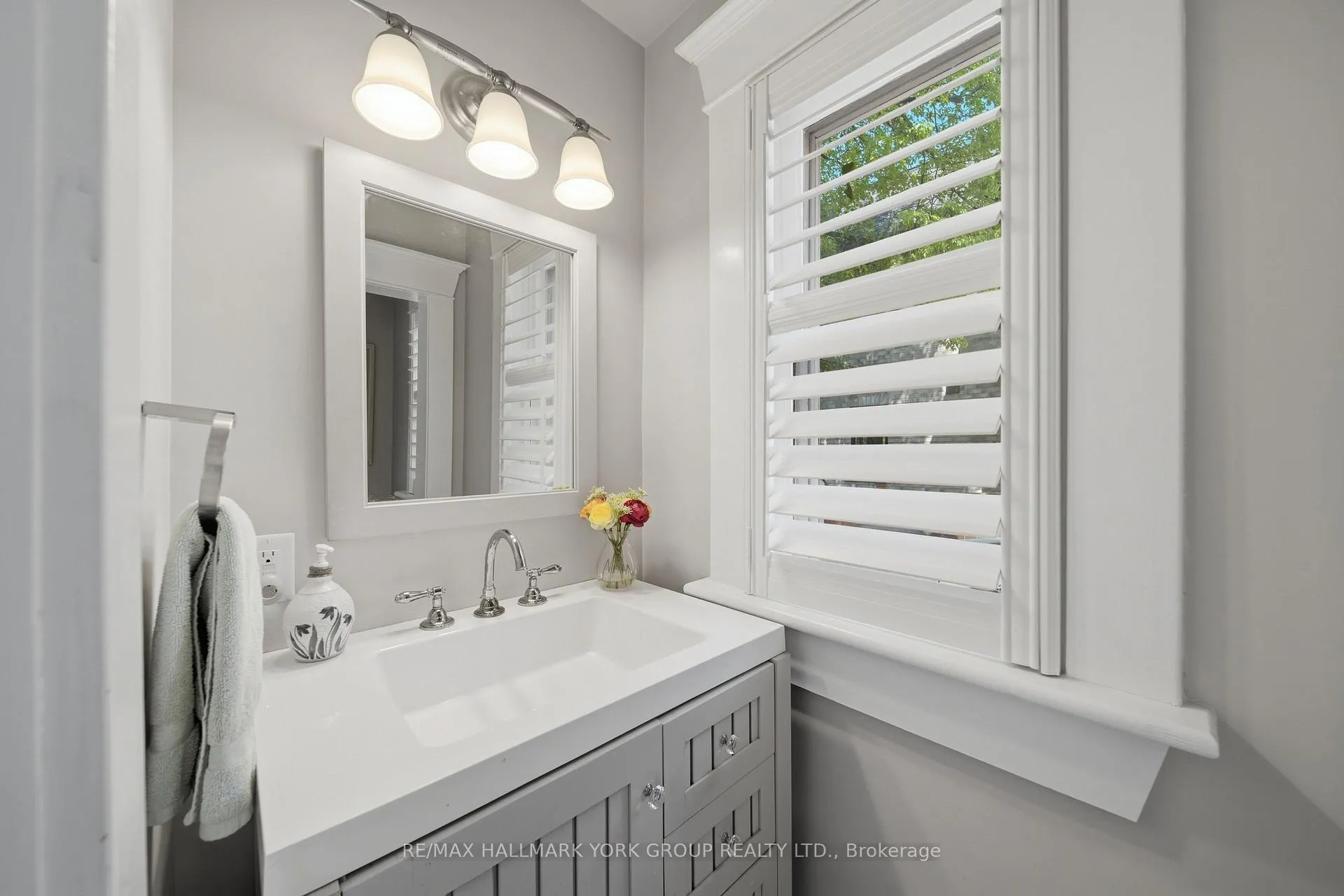 Photo 16 of 142 Temperance Street, Aurora, Aurora Village — HOMEH