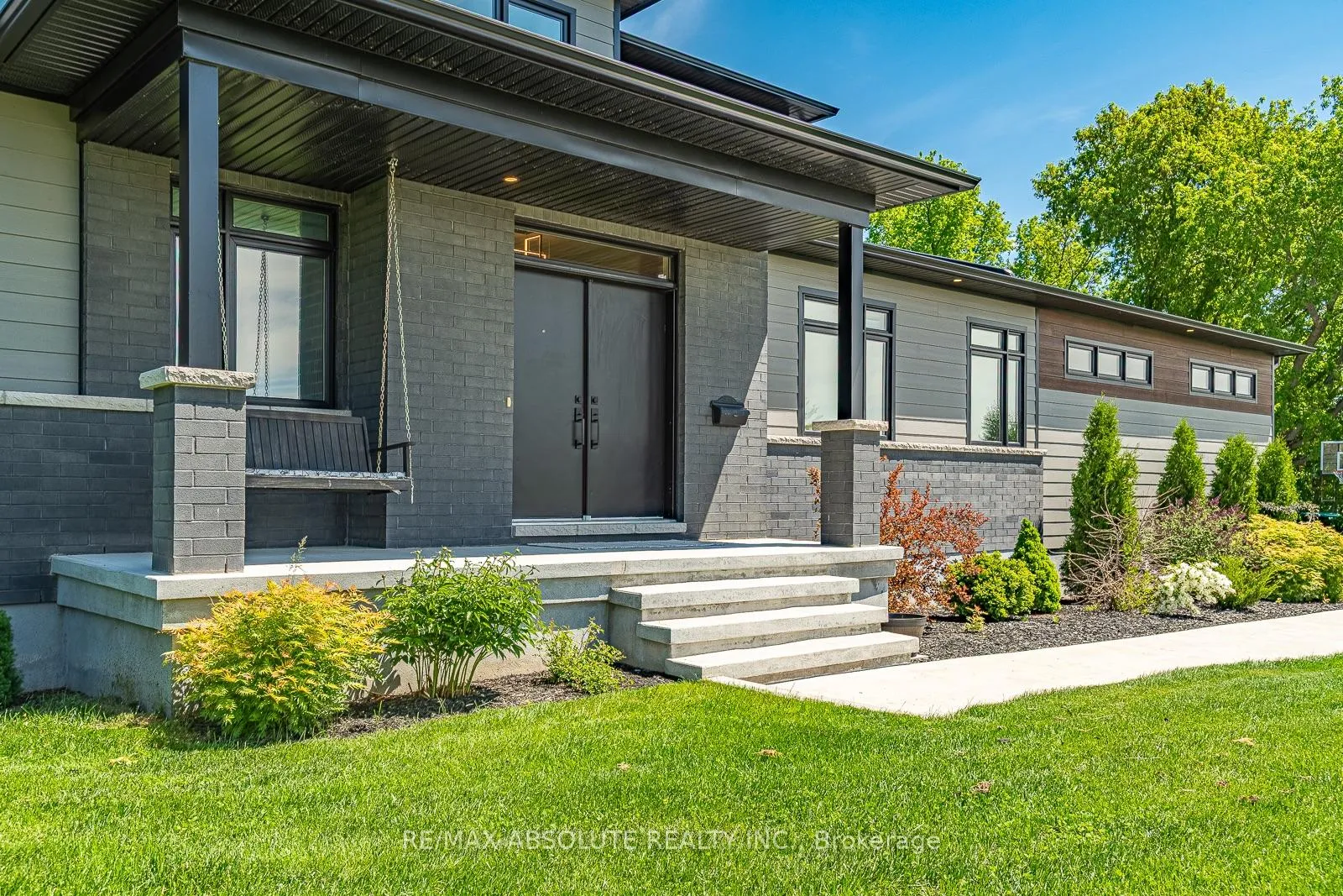 Photo 6 of 108 Westar Farm Way, Ottawa, Remainder of Stittsville & Area — HOMEH