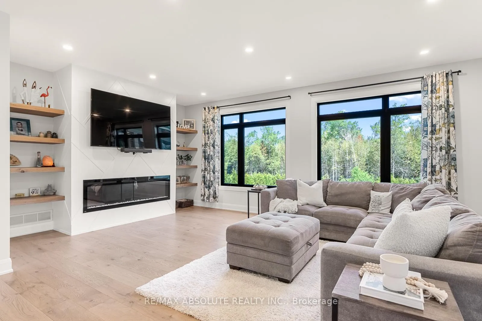 Photo 11 of 108 Westar Farm Way, Ottawa, Remainder of Stittsville & Area — HOMEH