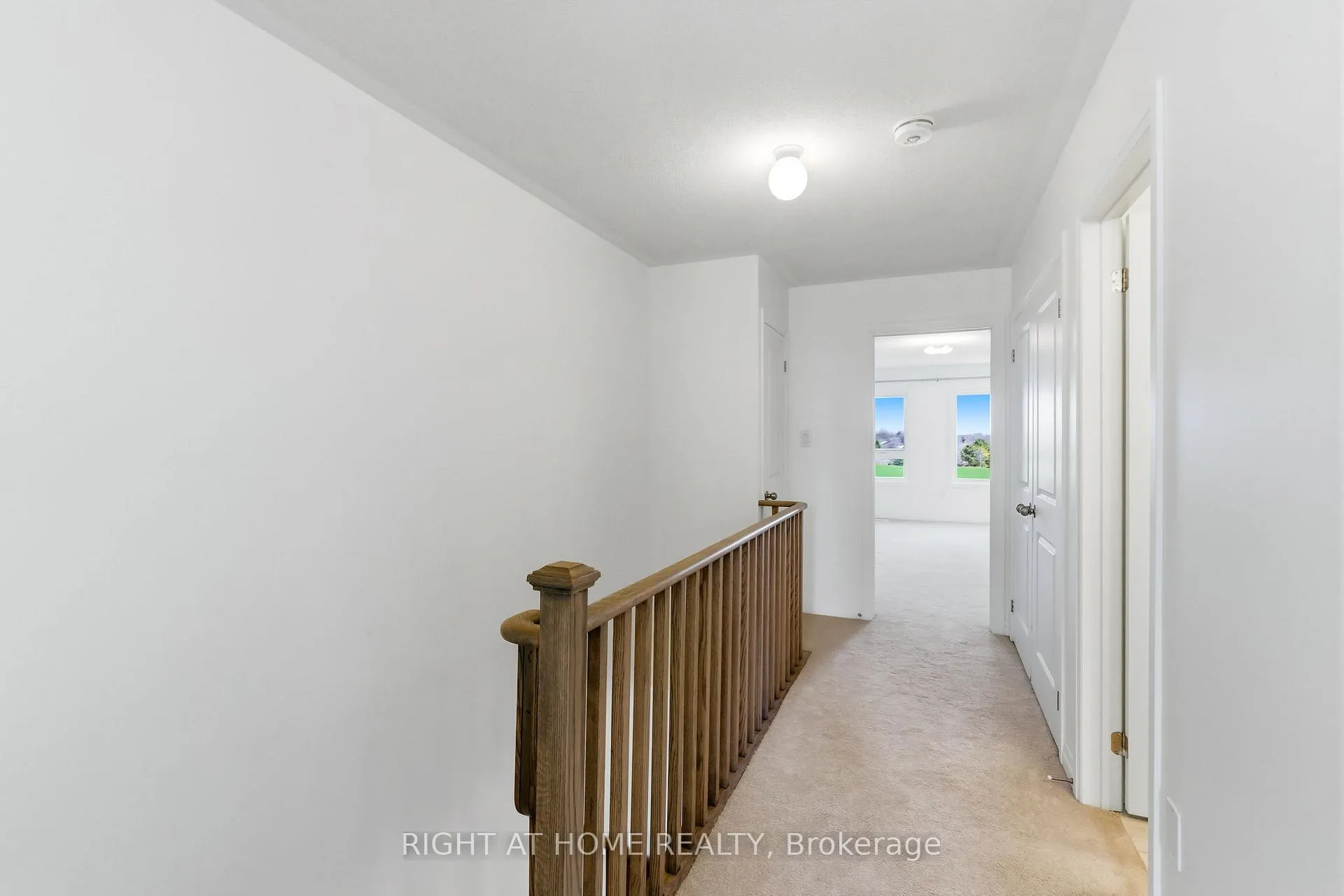 Photo 15 of 152 Sailors Landing, Clarington, Bowmanville — HOMEH
