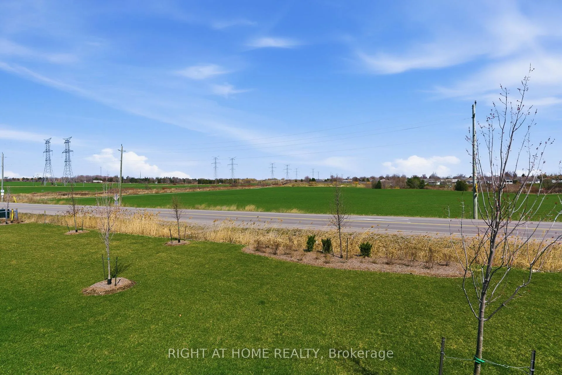 Photo 43 of 152 Sailors Landing, Clarington, Bowmanville — HOMEH