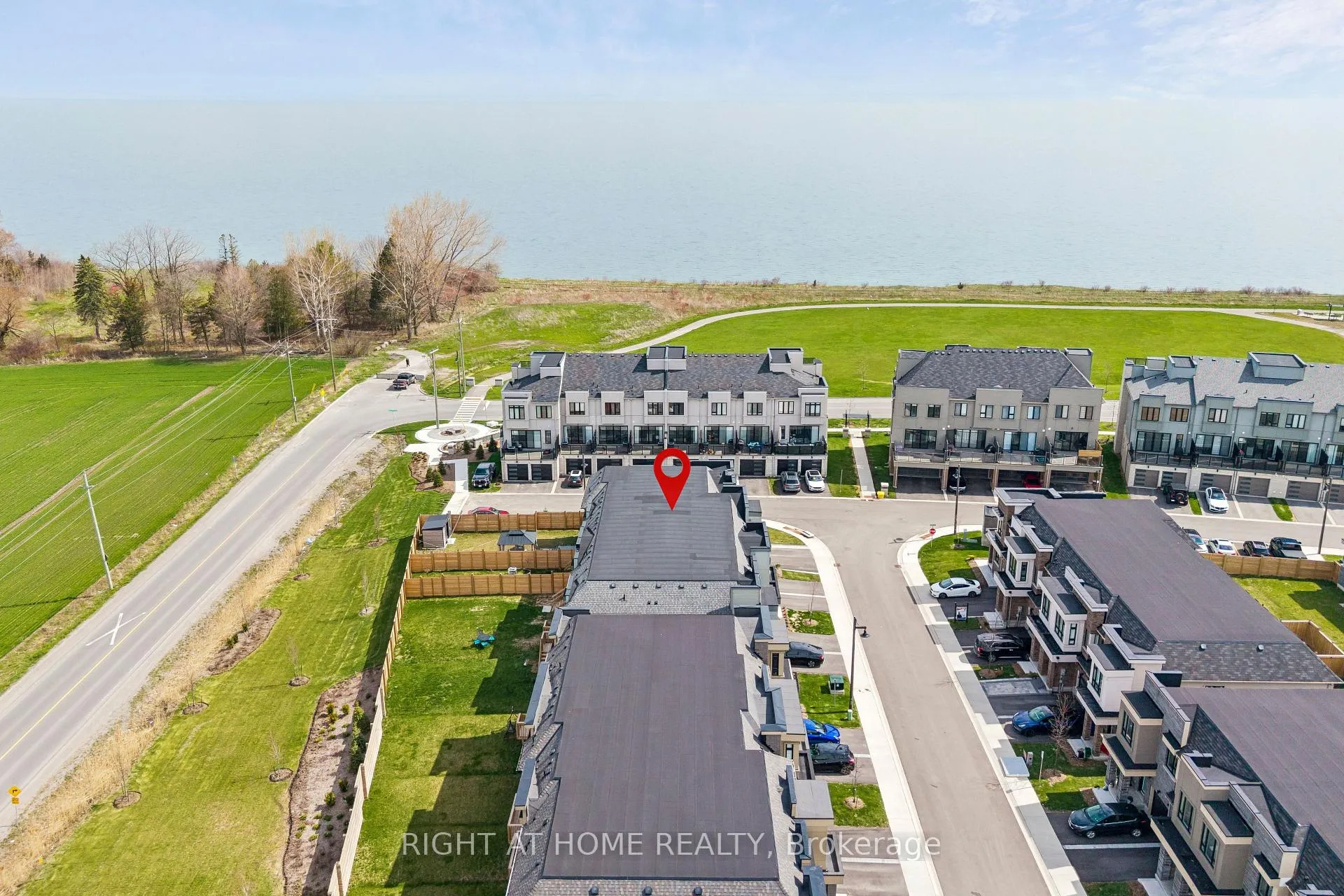 Photo 45 of 152 Sailors Landing, Clarington, Bowmanville — HOMEH
