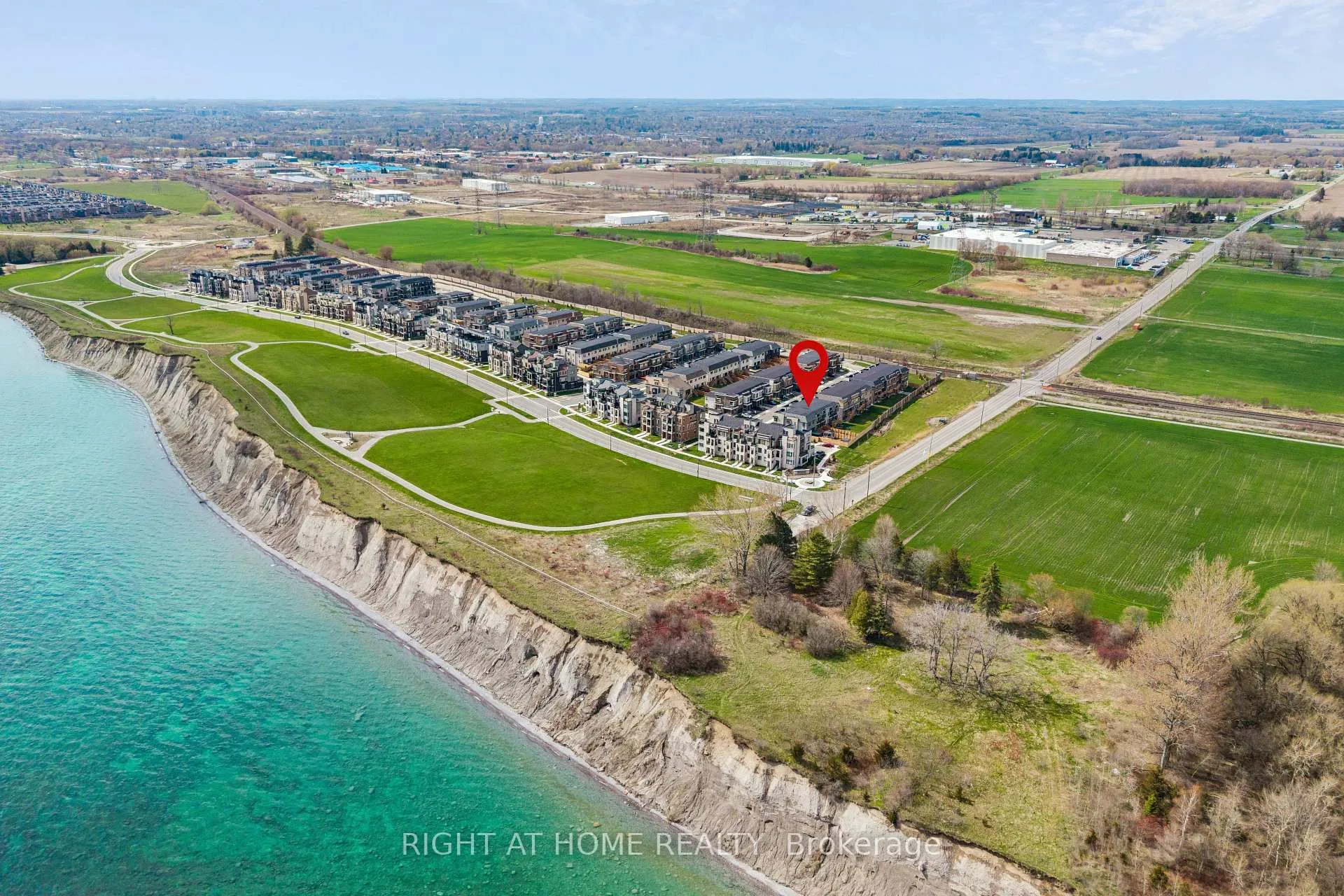 Photo 47 of 152 Sailors Landing, Clarington, Bowmanville — HOMEH