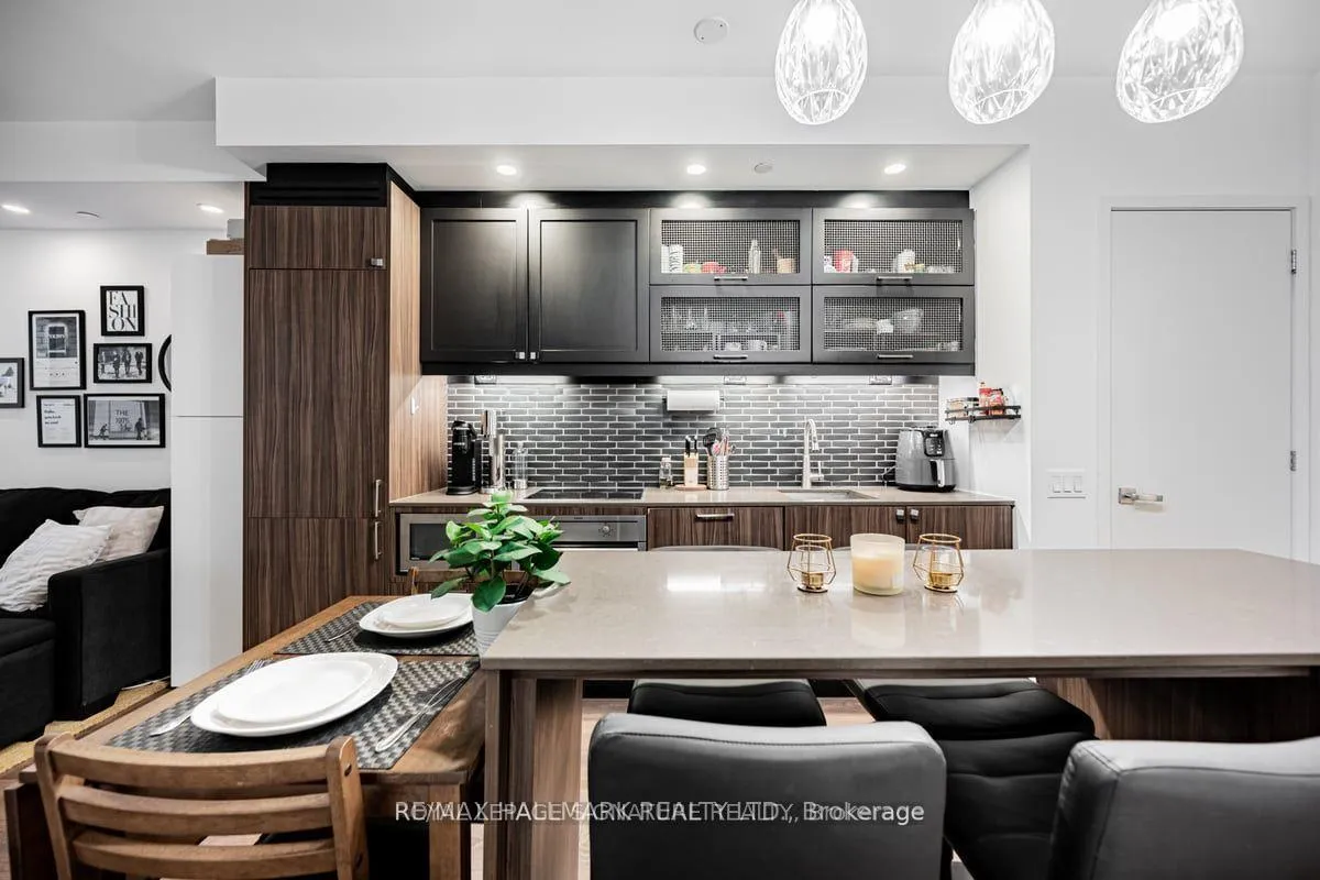 Photo 3 of Unit 227, 783 Bathurst Street, Toronto, University — HOMEH