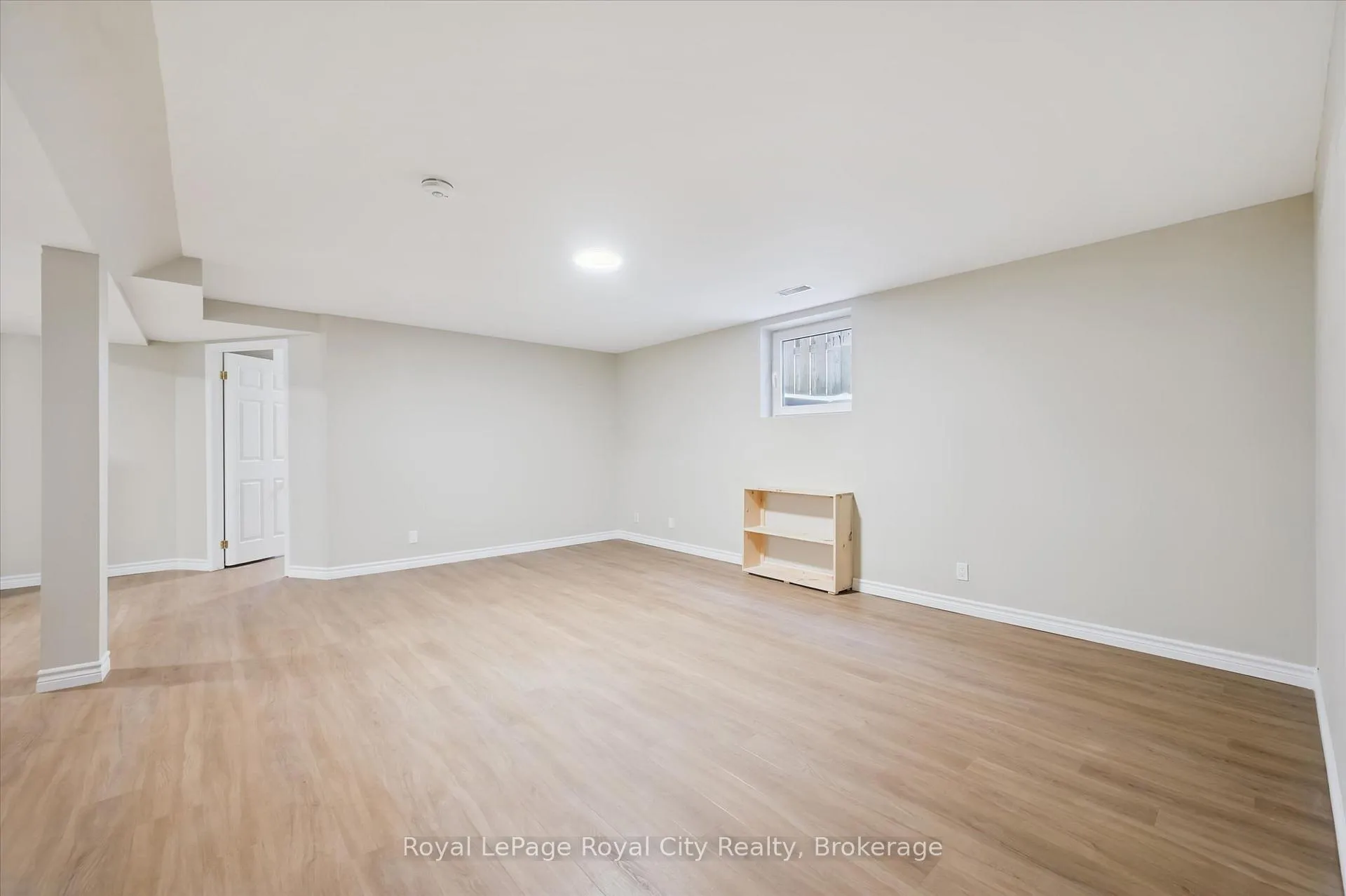 Photo 31 of 45 Borland Drive, Guelph, Clairfields/Hanlon Business Park — HOMEH