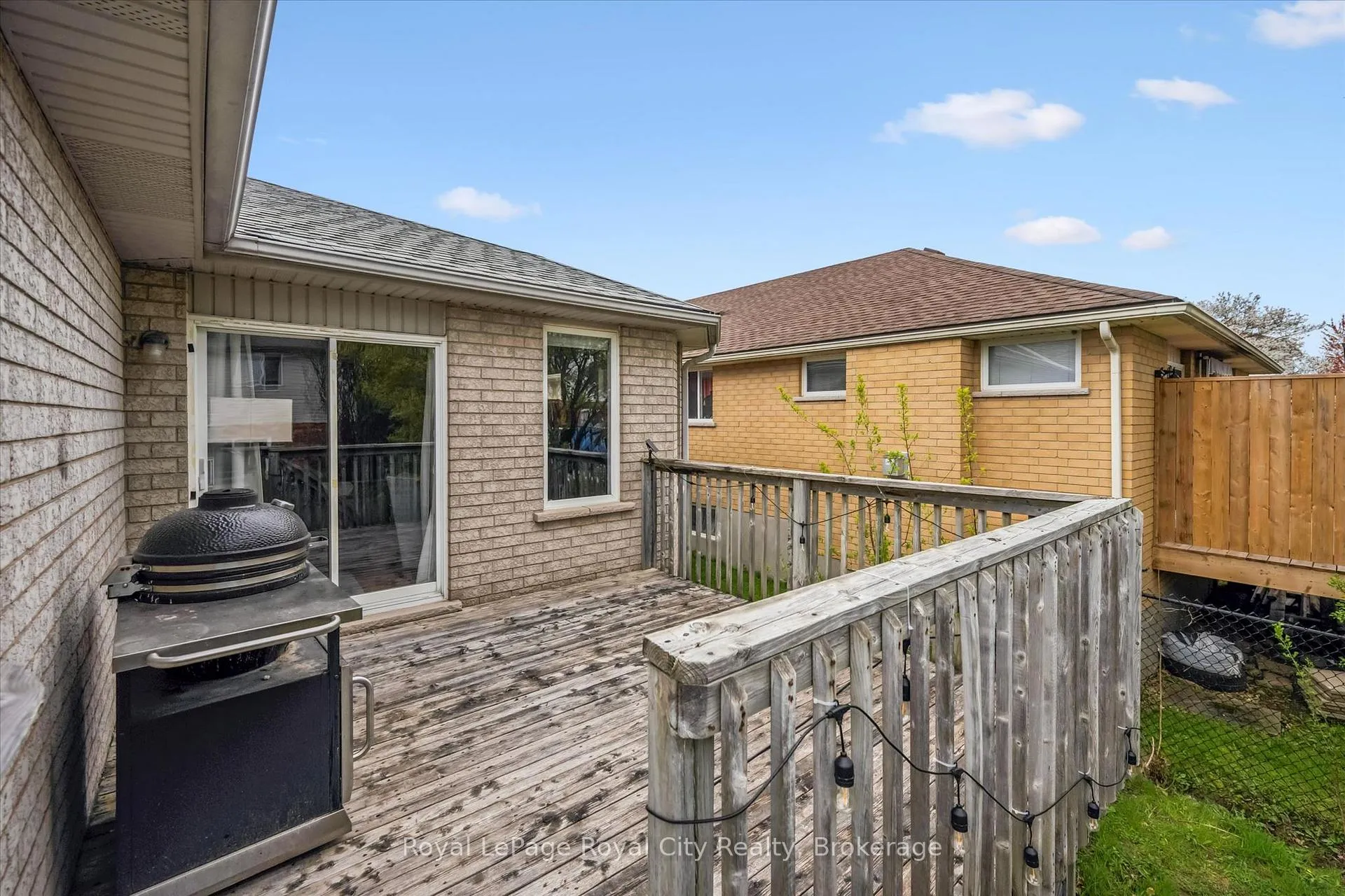 Photo 44 of 45 Borland Drive, Guelph, Clairfields/Hanlon Business Park — HOMEH