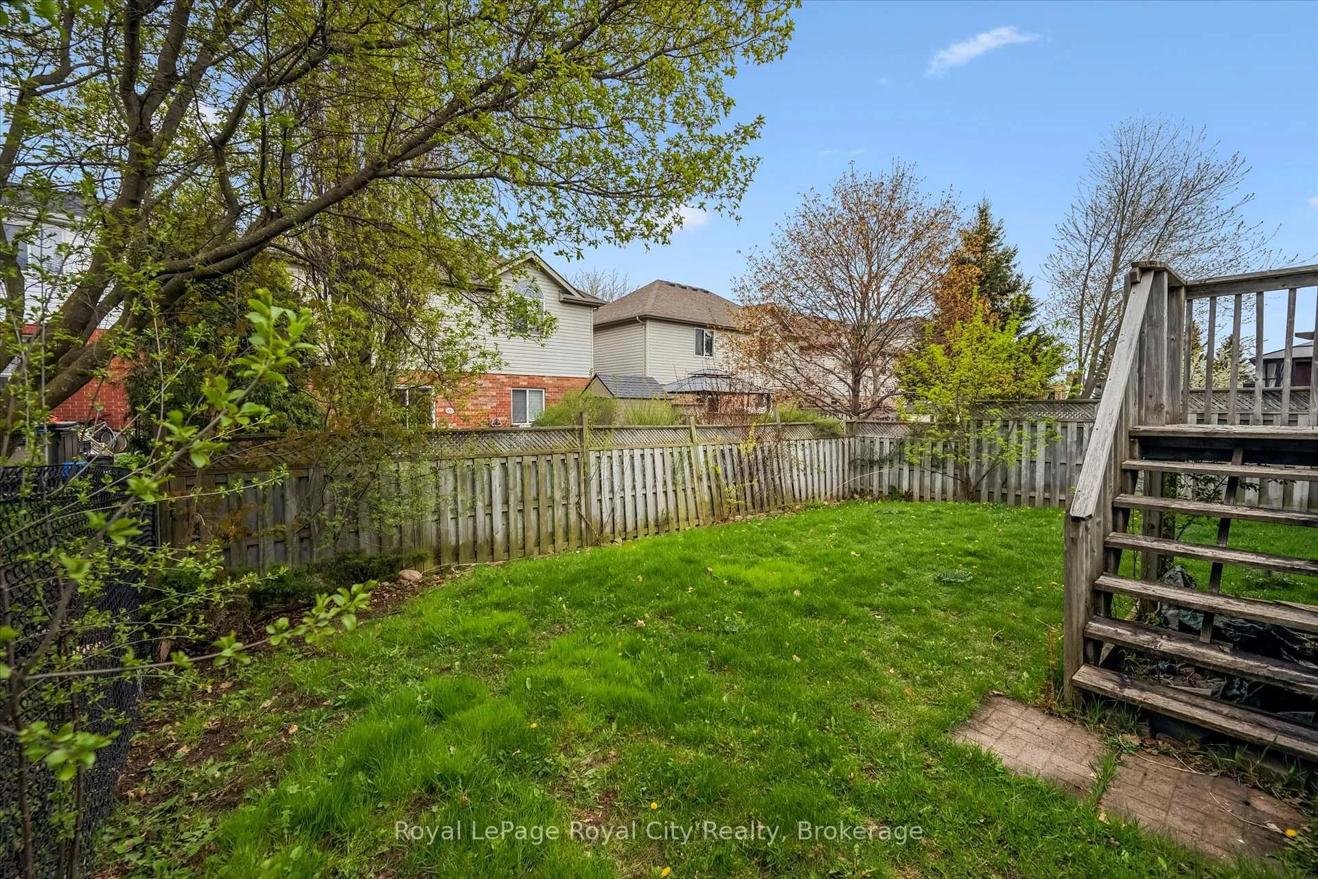 Photo 47 of 45 Borland Drive, Guelph, Clairfields/Hanlon Business Park — HOMEH