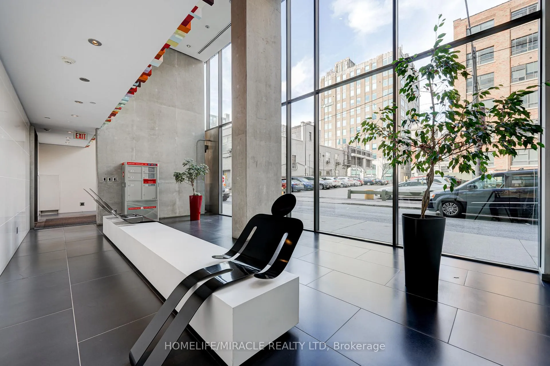 Photo 6 of Unit 701, 25 Oxley Street, Toronto, Waterfront Communities — HOMEH