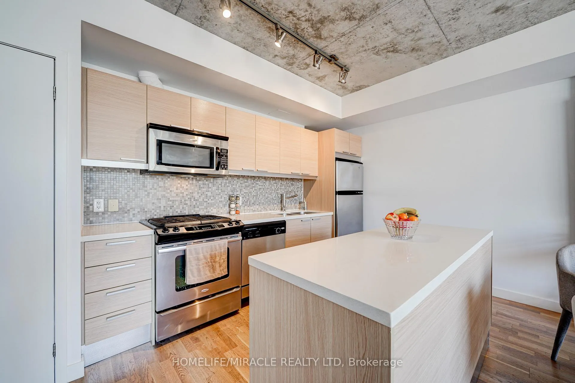 Photo 17 of Unit 701, 25 Oxley Street, Toronto, Waterfront Communities — HOMEH