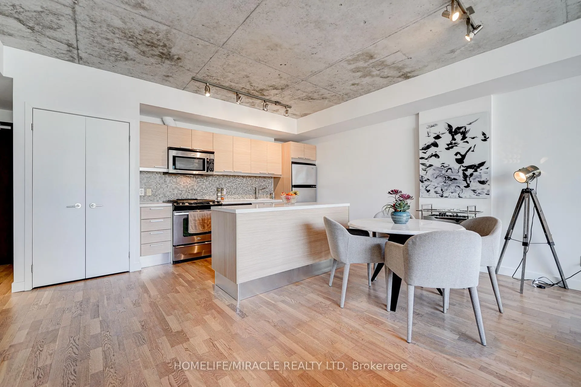 Photo 23 of Unit 701, 25 Oxley Street, Toronto, Waterfront Communities — HOMEH