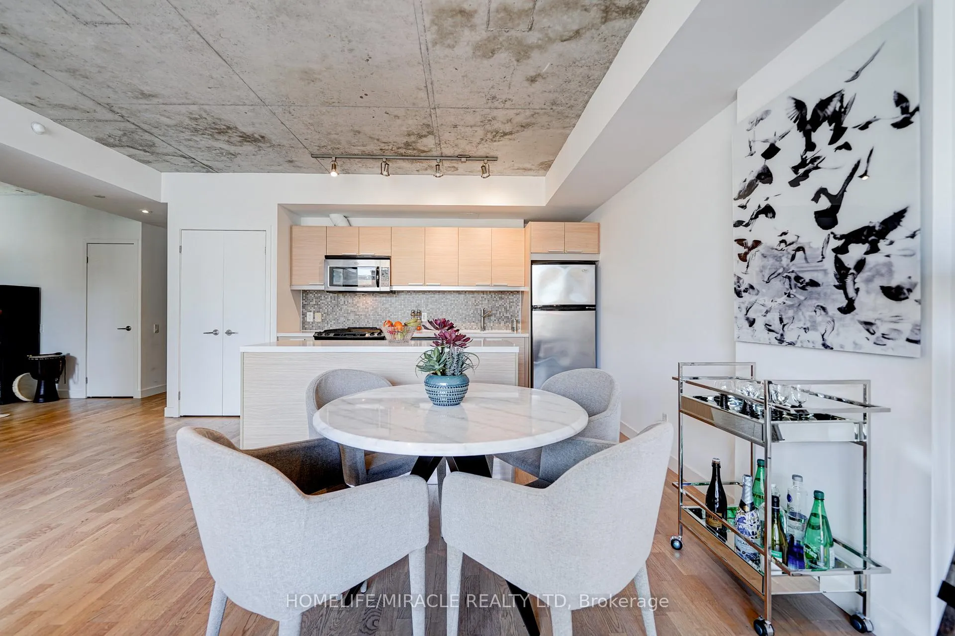 Photo 25 of Unit 701, 25 Oxley Street, Toronto, Waterfront Communities — HOMEH